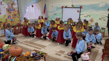 Осенний праздник «Казацкая ярмарка» Осенний праздник «Казацкая ярмарка».