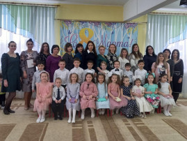 Музыкально-развлекательная программа «Телевизионные передачи для прекрасных дам к 8 Марта» Музыкально-развлекательная программа «Телевизионные передачи для прекрасных дам к 8 Марта».